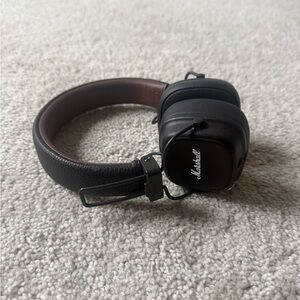 Marshall Black and Brown On-Ear Headphones